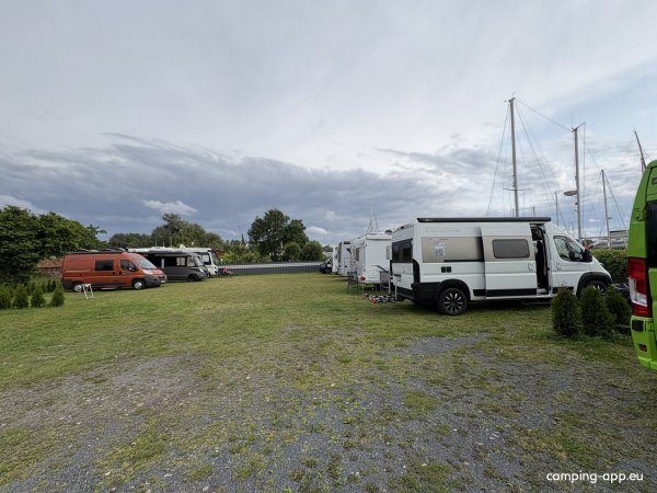 Caravan-Stellplatz an der Uecker — Foto 5