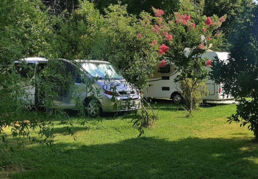 Camping du Gave *** — Camping Site in Sauveterre-de-Béarn