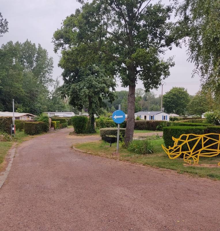 Camping les colombes *** — Campingplatz in Aubencheul-au-Bac 