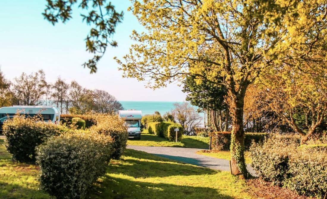 Camping les Falaises *** — Sítio de acampamento in La Forêt-Fouesnant / Bretagne
