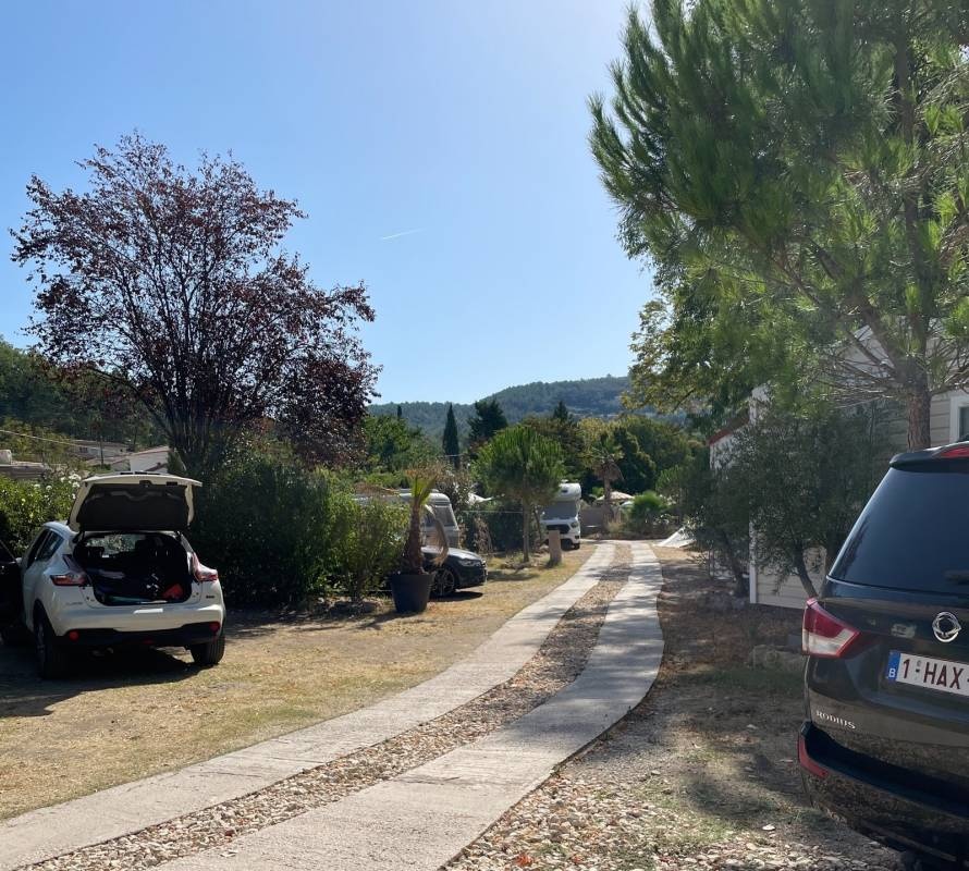 Camping Domaine des Floralies *** — Kamp yeri in Montauroux