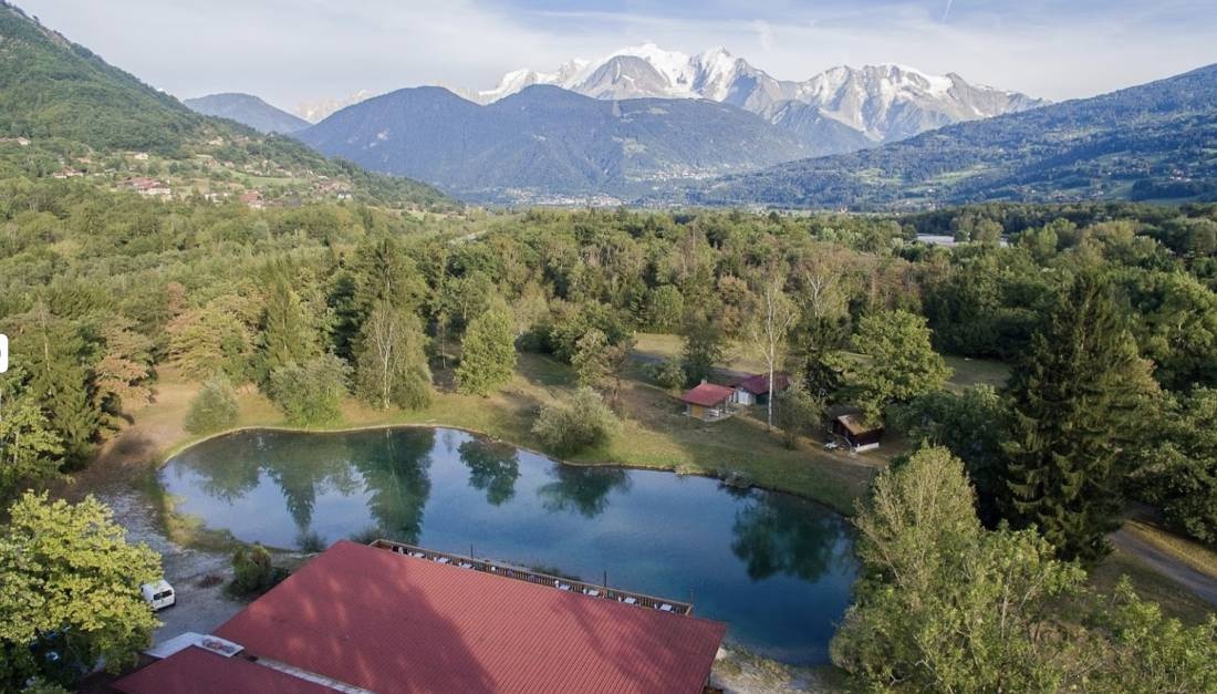 Camping Mont Blanc Ecureuil *** — Camping in Passy