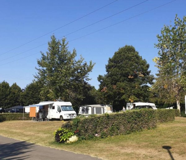 Camping-Car Park Toulon-sur-Arroux