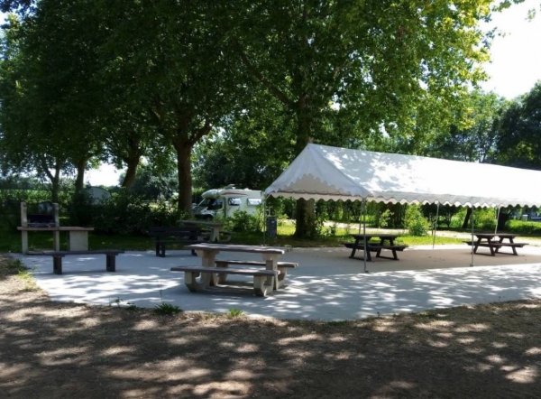 Camping de l'Ecluse ** — Photo 2