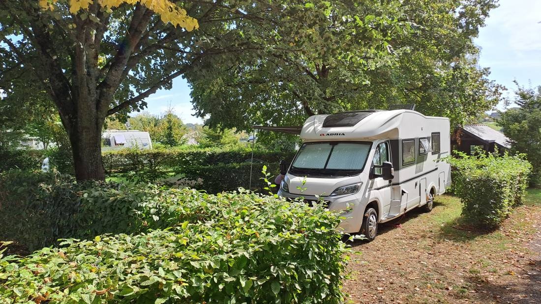 Camping Municipal de l'étang — Camping in Saint-Aubin-du-Cormier