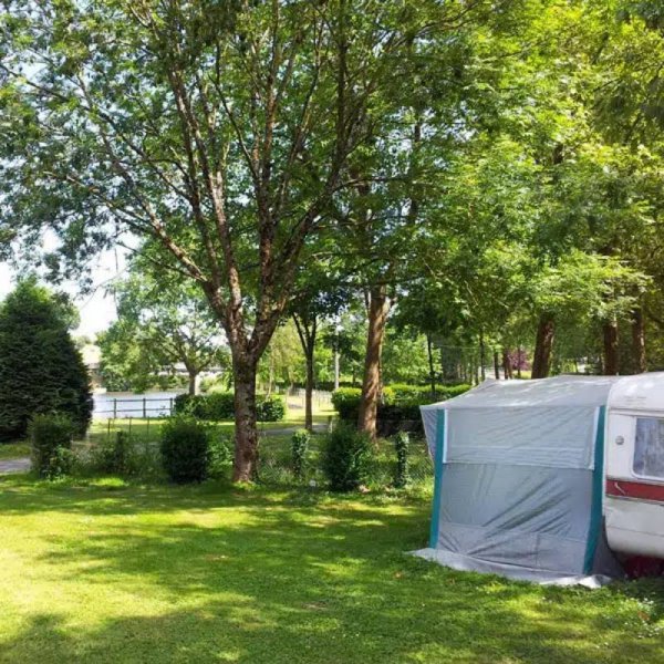 Camping municipal des Bords de Vire — Foto 4
