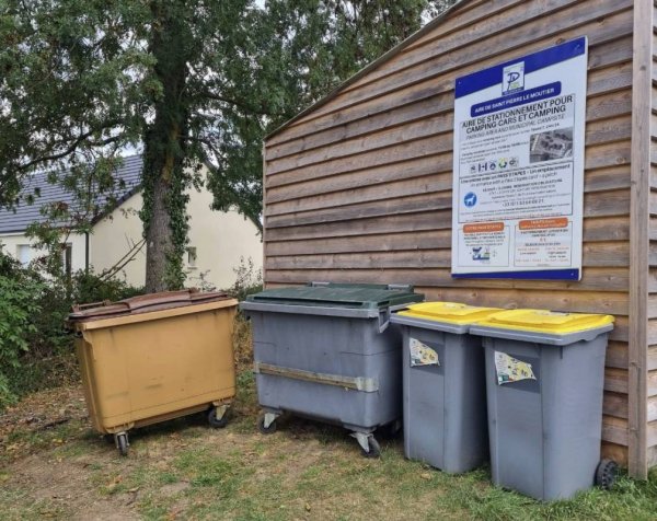 Stellplatz Saint-Pierre-le-Moûtier — Photo 4