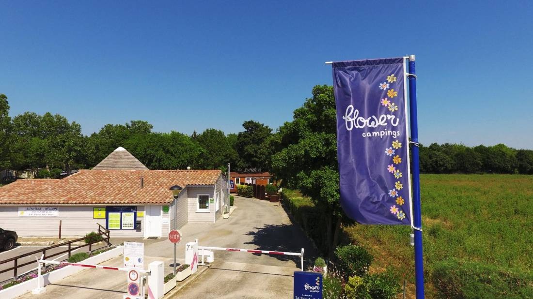 FLOWER CAMPING LE FOU DU ROI *** — Kemping in Lansargues / Occitanie