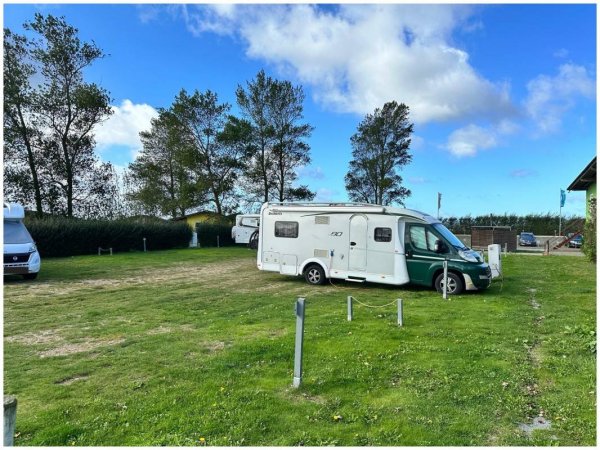 Stellplatz KNAUS Campingpark Rügen — Foto 4