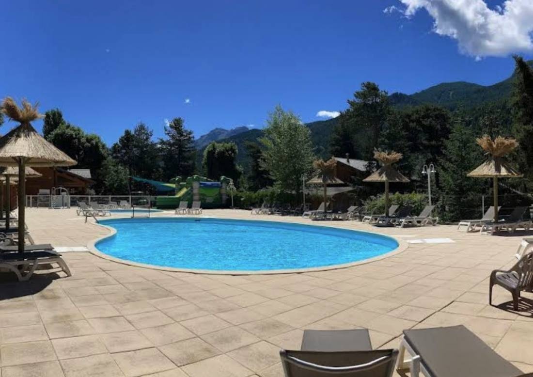 Camping Le Fontarache **** — Campingplats in Les Thuiles