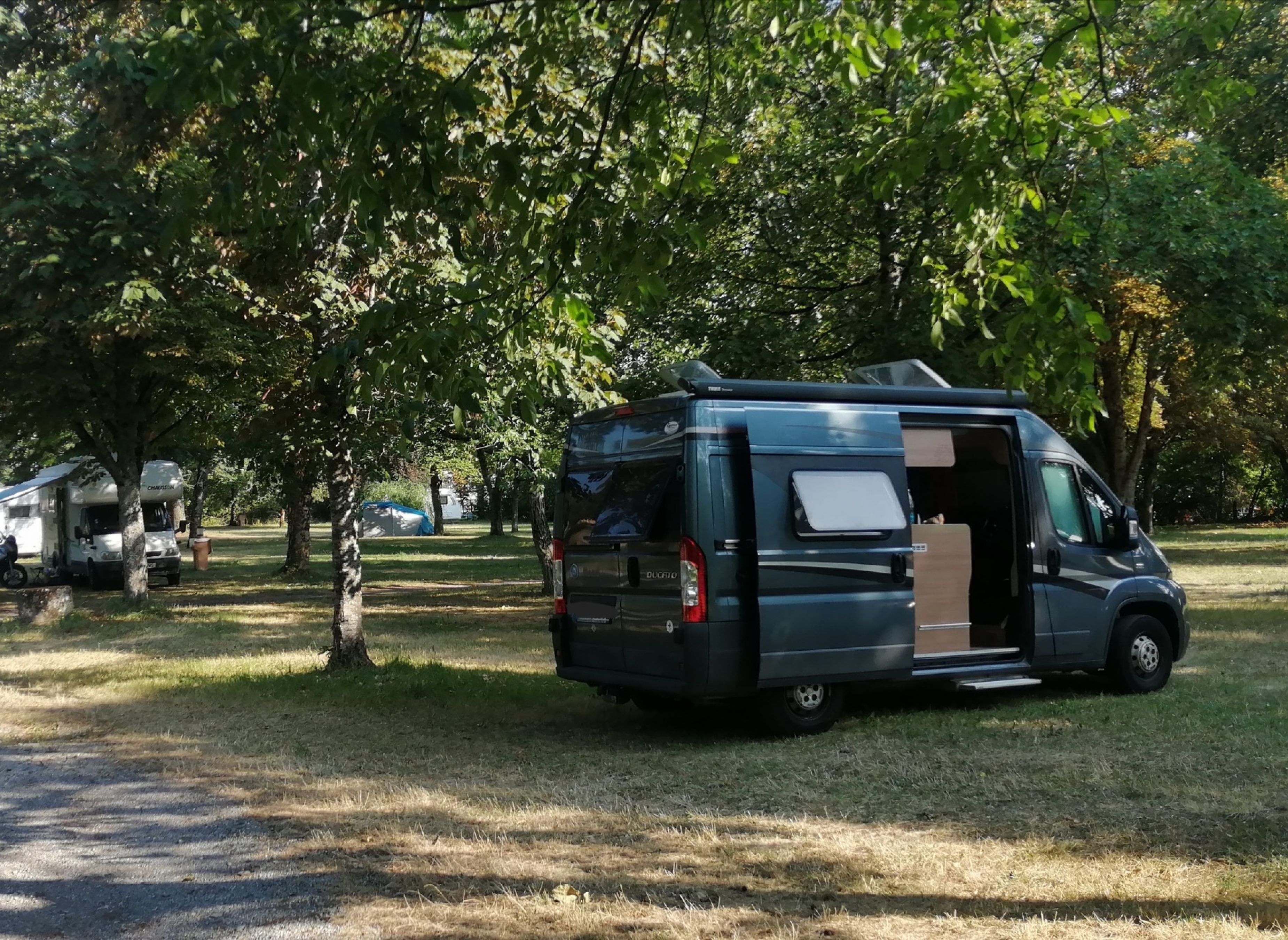 Camping Le Lac Noir — Campingplats in Thonon-les-Bains