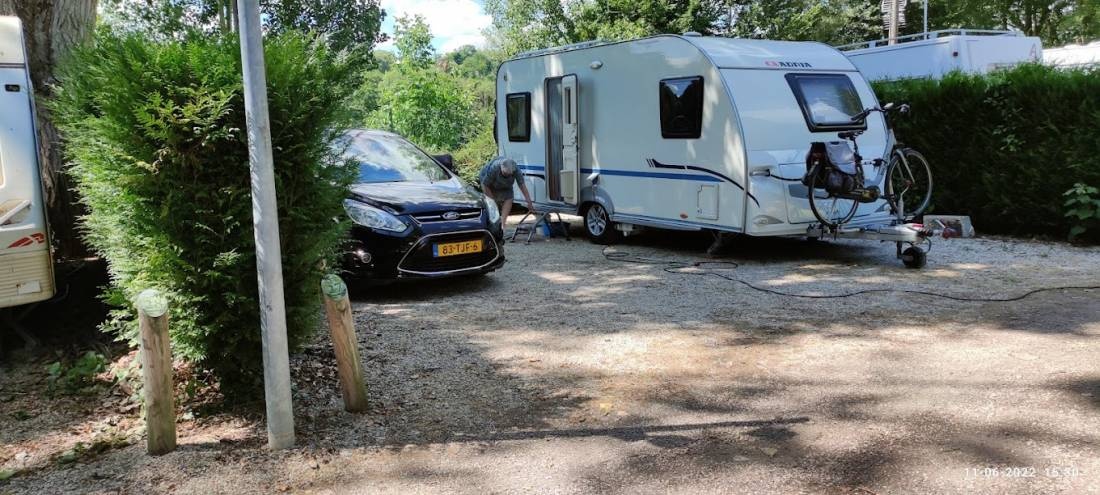 Camping Les Sablons — Cámping in Saintry-sur-Seine