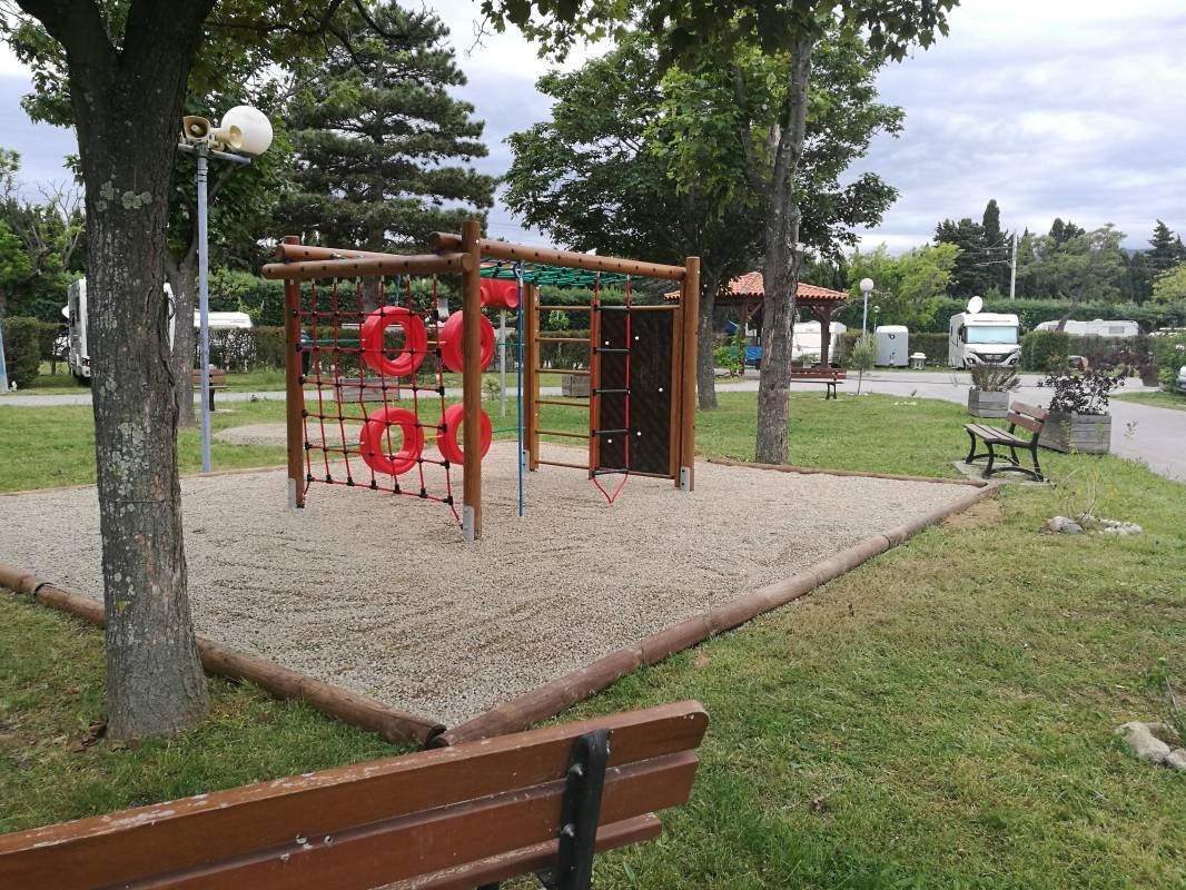 Camping Colomer — Area da campeggio in Ille-sur-Têt / Occitanie