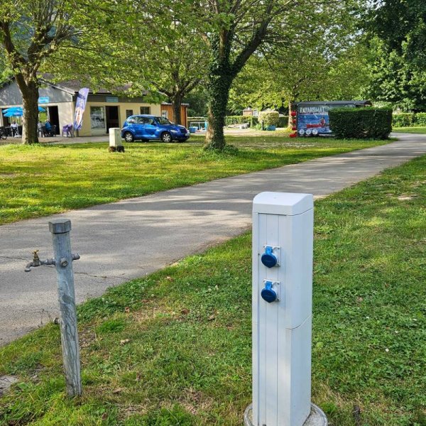 Camping Bel Air Village Sous Le Moulin *** — Photo 2