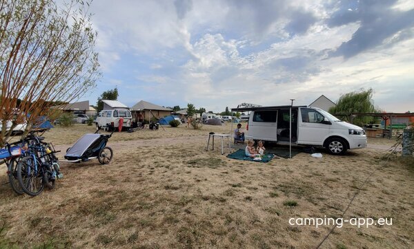 Camping Loire et Châteaux **** — Foto 2