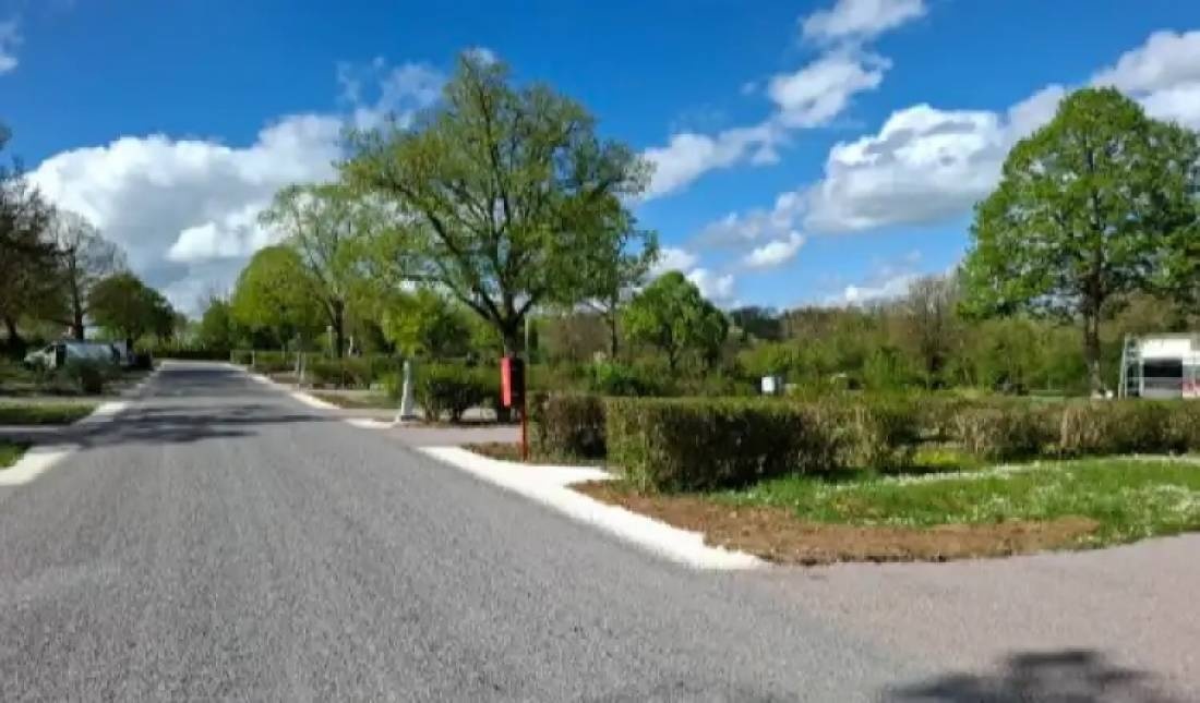 Stellplatz Chaumont — Kemp in Chaumont