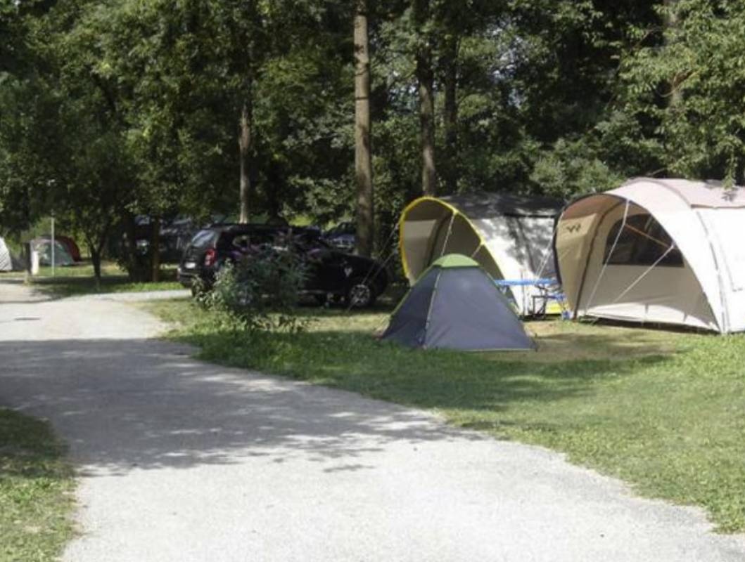 Camping le Rioumajou **** — Місце для кемпінгу in Bourisp