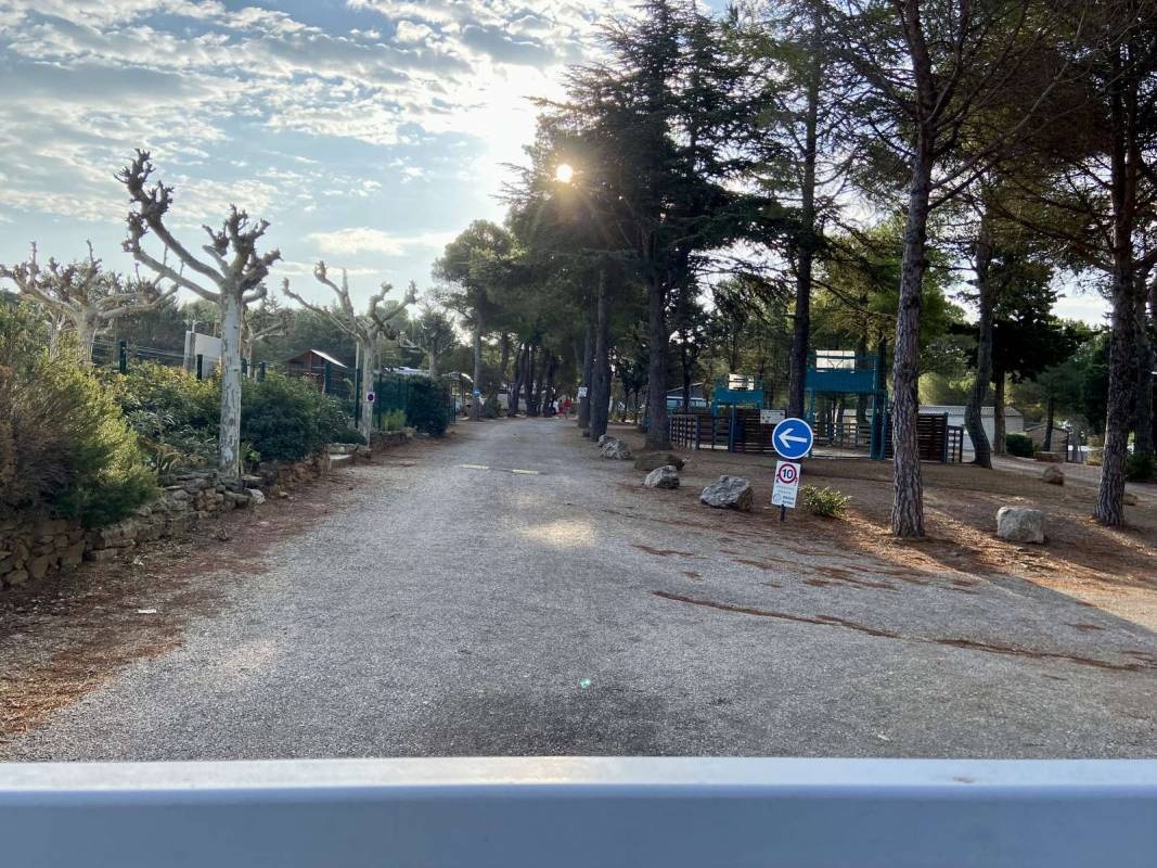 Camping Le Pinada *** — Kamp yeri in Fabrezan 
