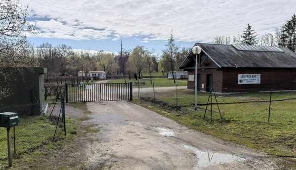 Camping Municipal Les Prés Bas **