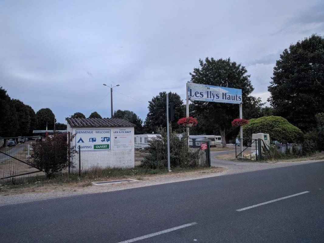 Camping Les Ilys Hauts ** — Campingplads in Consenvoye