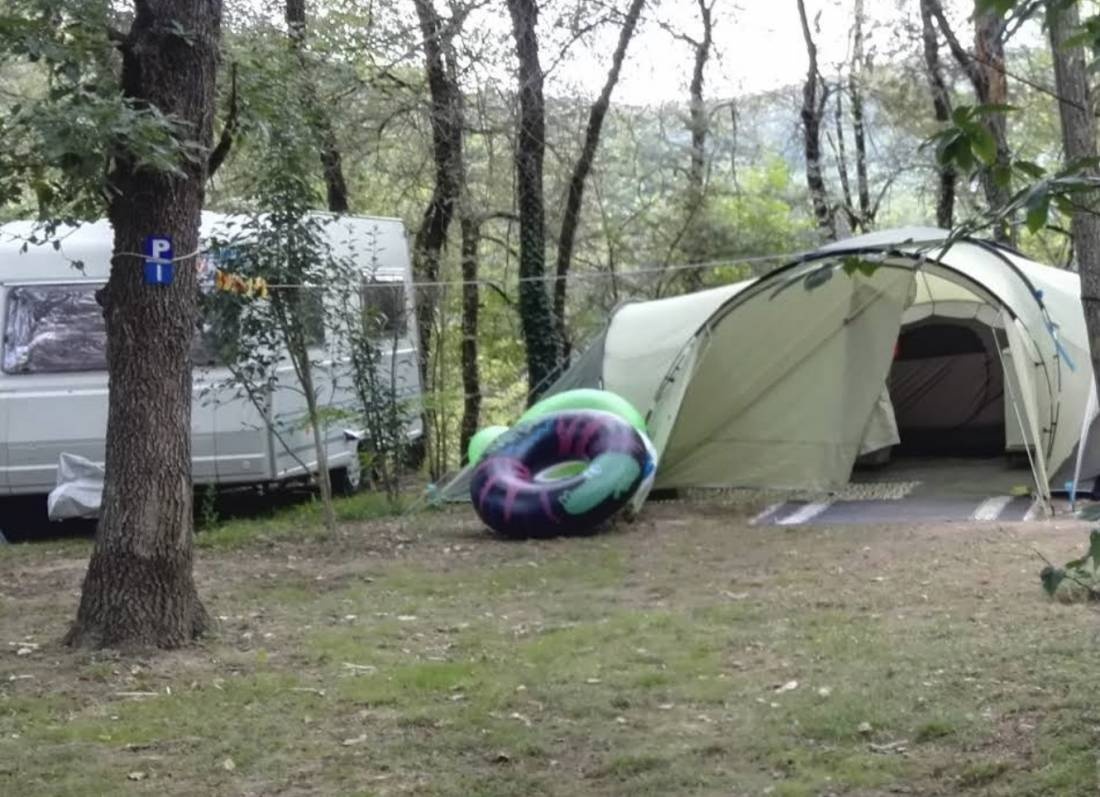 Camping Carpenty *** — Campingplats in Ruoms