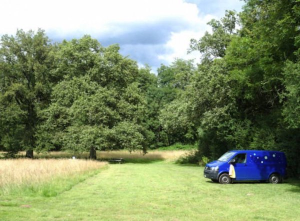 Hôtel et Camping au bord de l'Yonne — Photo 2