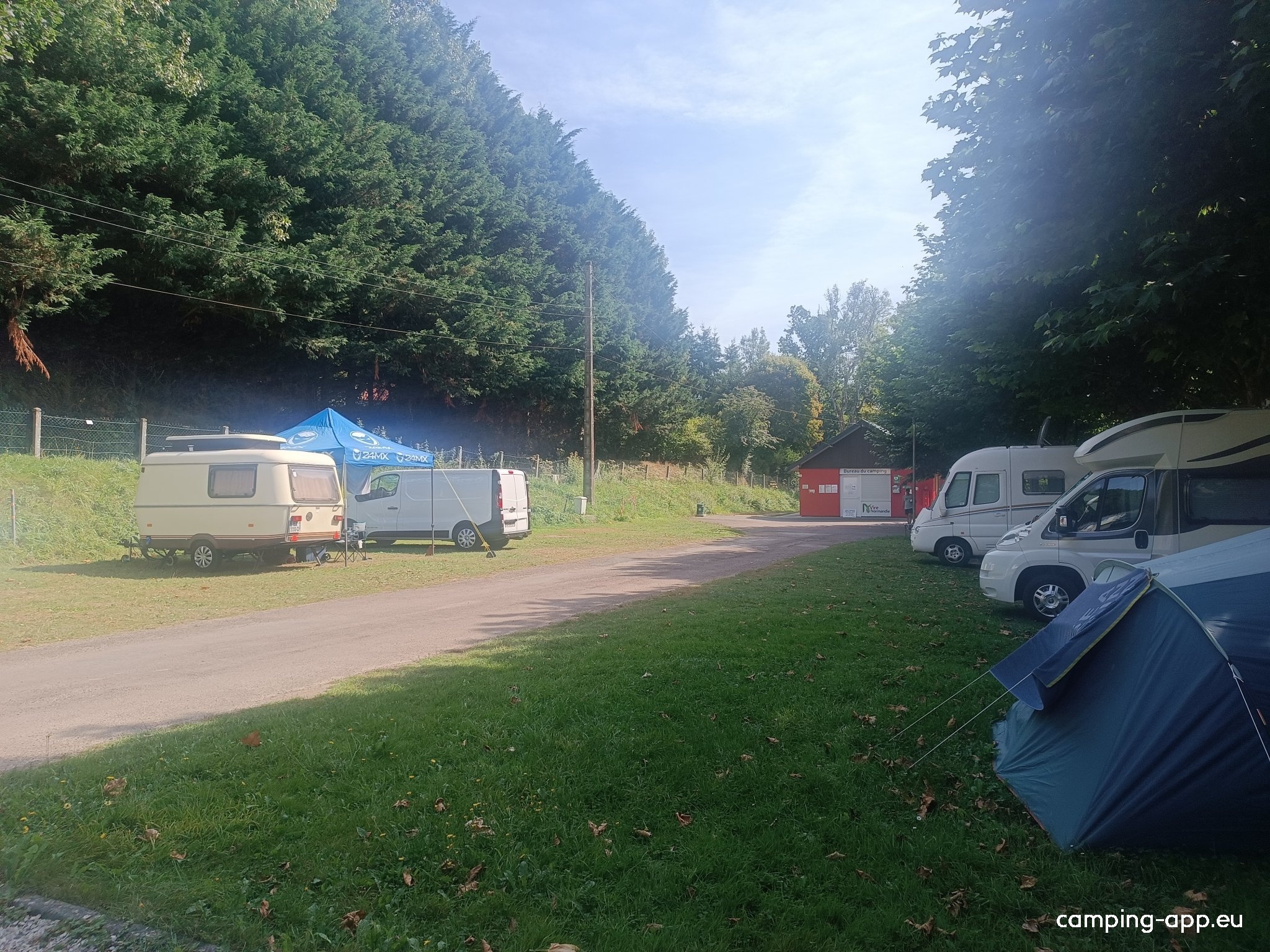 Camping Municipal de Vire — Місце для кемпінгу in Vire Normandie