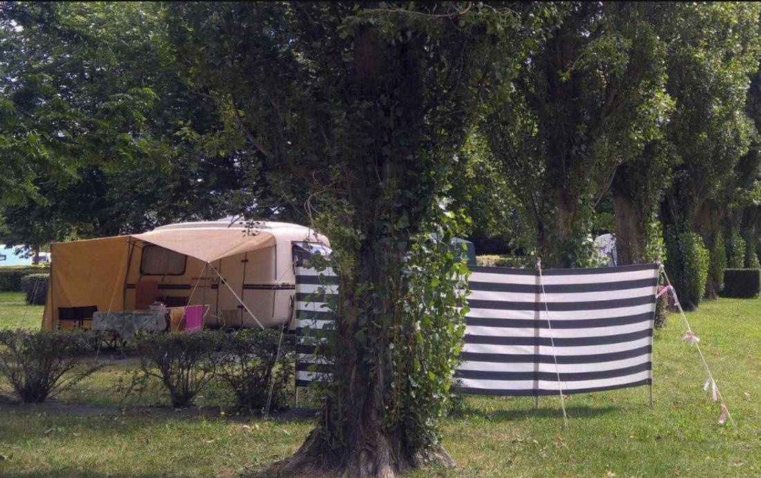 Camping Les Vergers — Campingplats in Plancoët