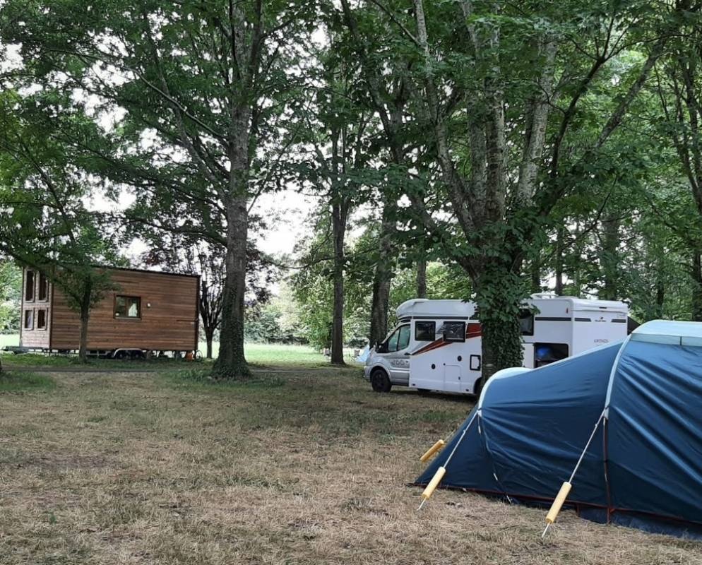 Teillagorry Dominique — Campingplatz in Saint-Jean-le-Vieux