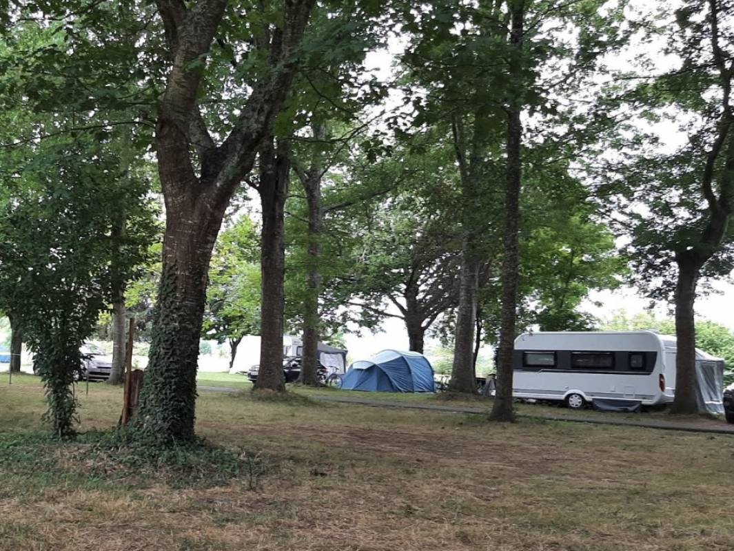 Teillagorry Dominique — Campingplass in Saint-Jean-le-Vieux