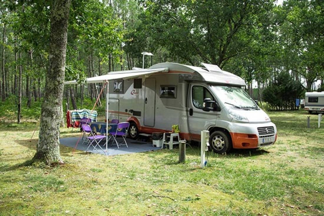 Camping le Laha *** — Kemp in Lesperon / Nouvelle-Aquitaine