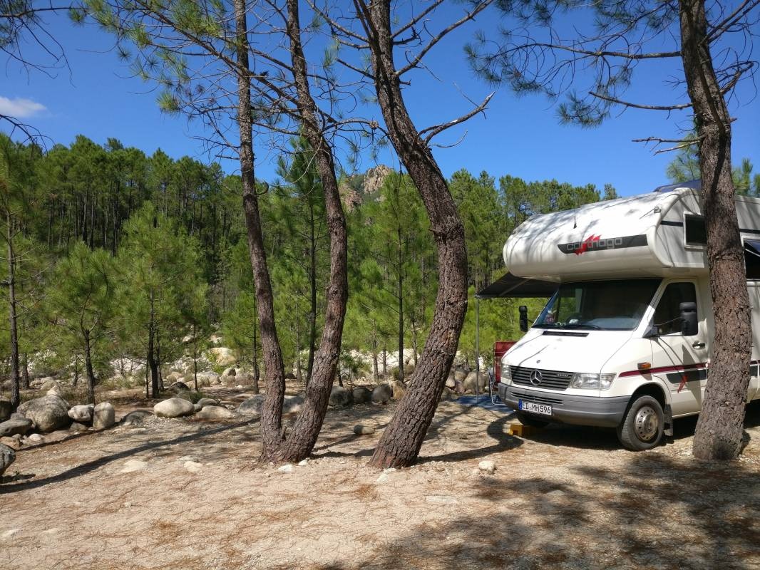 Camping U Ponte Grossu — Sítio de acampamento in Sari-Solenzara / Corse