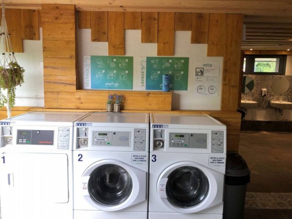 Camping L'île aux 1000 Charmes — Photo 4