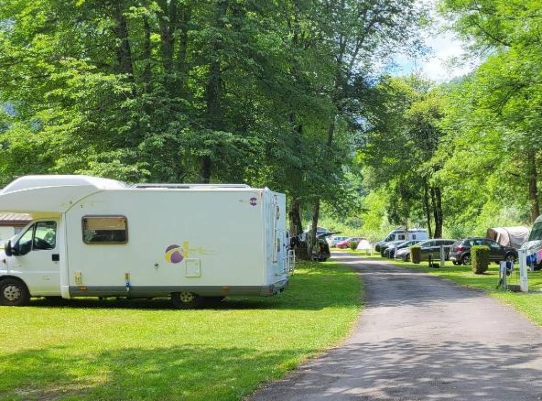Camping Péguère — Місце для кемпінгу in Cauterets