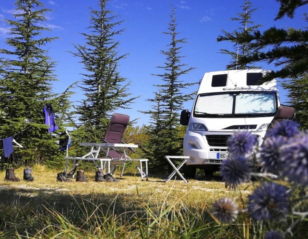 Camping du Montdenier — Camping in Moustiers-Sainte-Marie