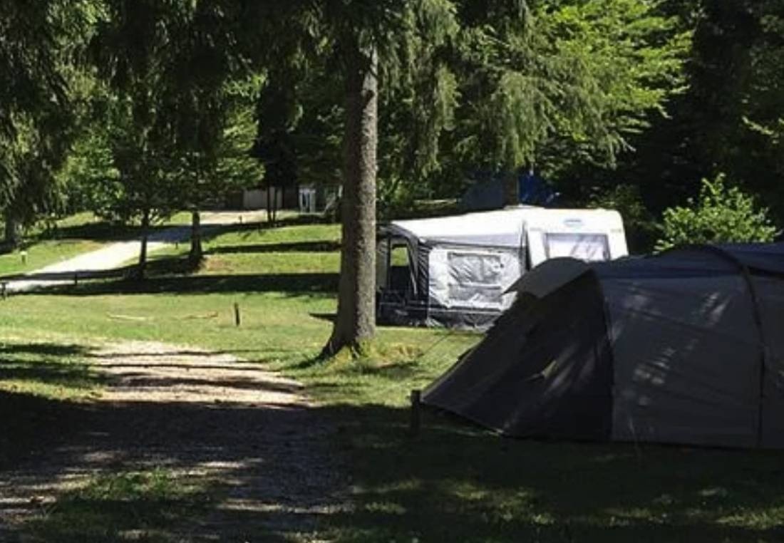 Domaine du Bugnon — Camping in Lac-des-Rouges-Truites