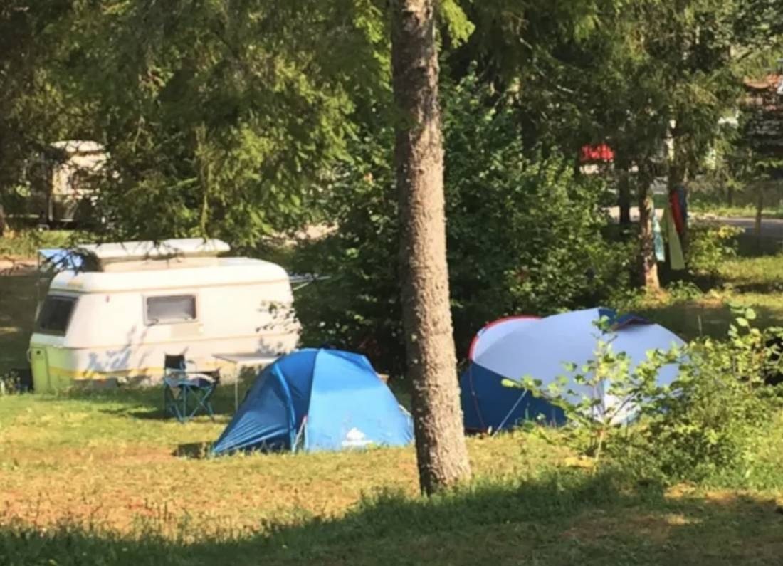 Domaine du Bugnon — Camping in Lac-des-Rouges-Truites