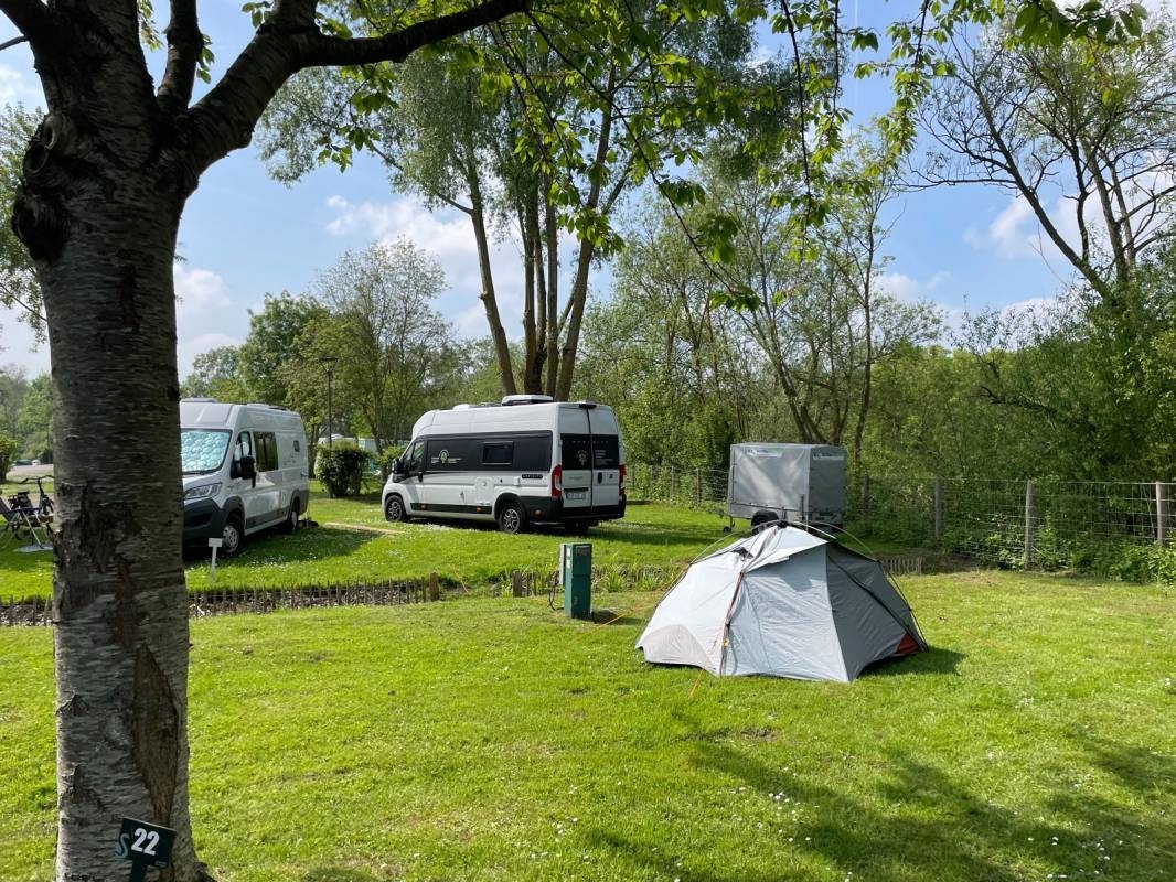 Le Parc Des Cygnes — Camping in Amiens / Hauts-de-France