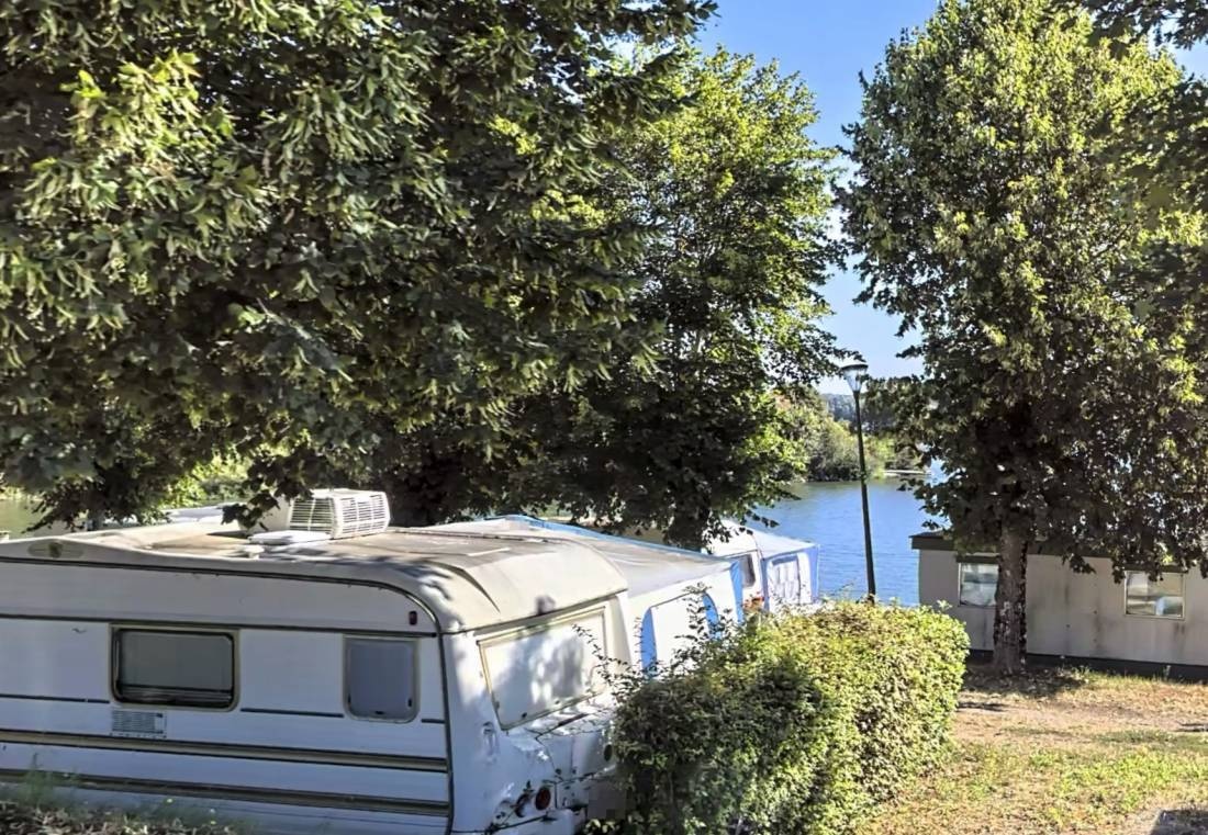 Camping Municipal Baye * — Kemping in Bazolles