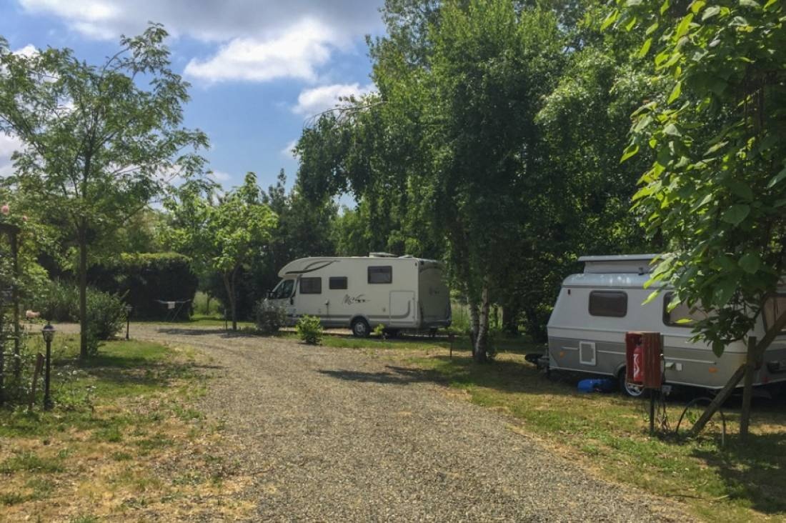 Camping Barthon *** — Campingplats in Buanes