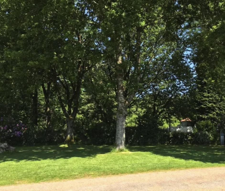 Domaine du Score *** — Camping Site in Kernascléden