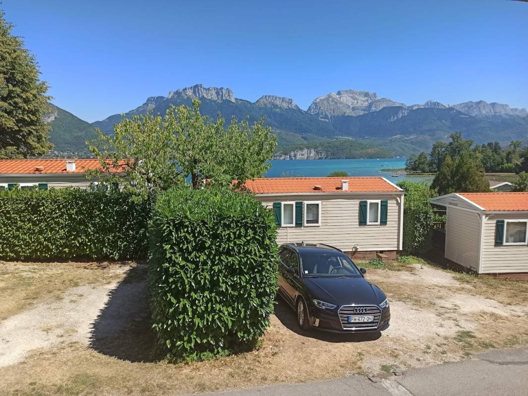 Camping Au Coeur du Lac *** — Kamp yeri in Sévrier 