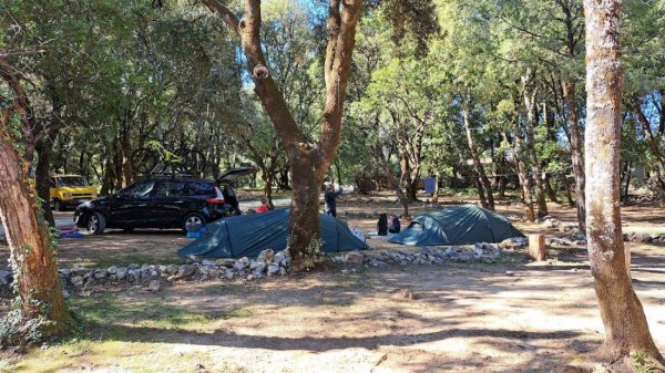 camping thousand stars