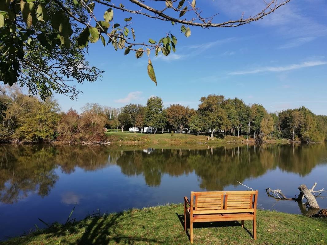 Camping Marco de Bignac — Kemping in Genac-Bignac