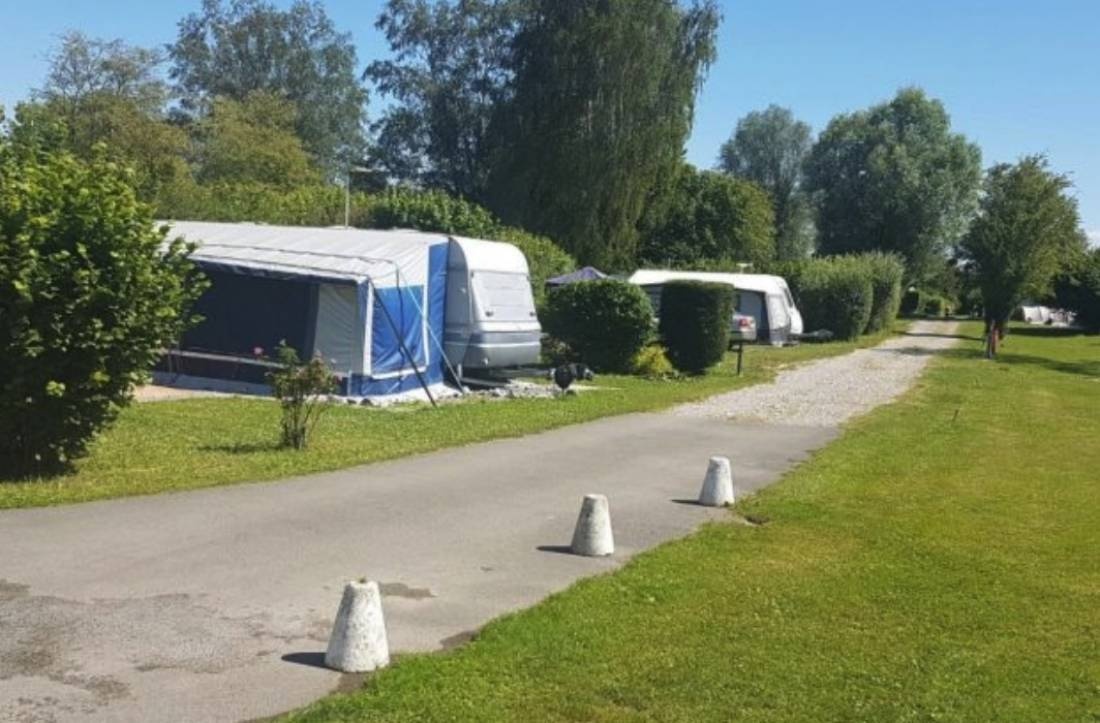 Camping Municipal La Peupleraie ** — Campingplads in Long / Hauts-de-France