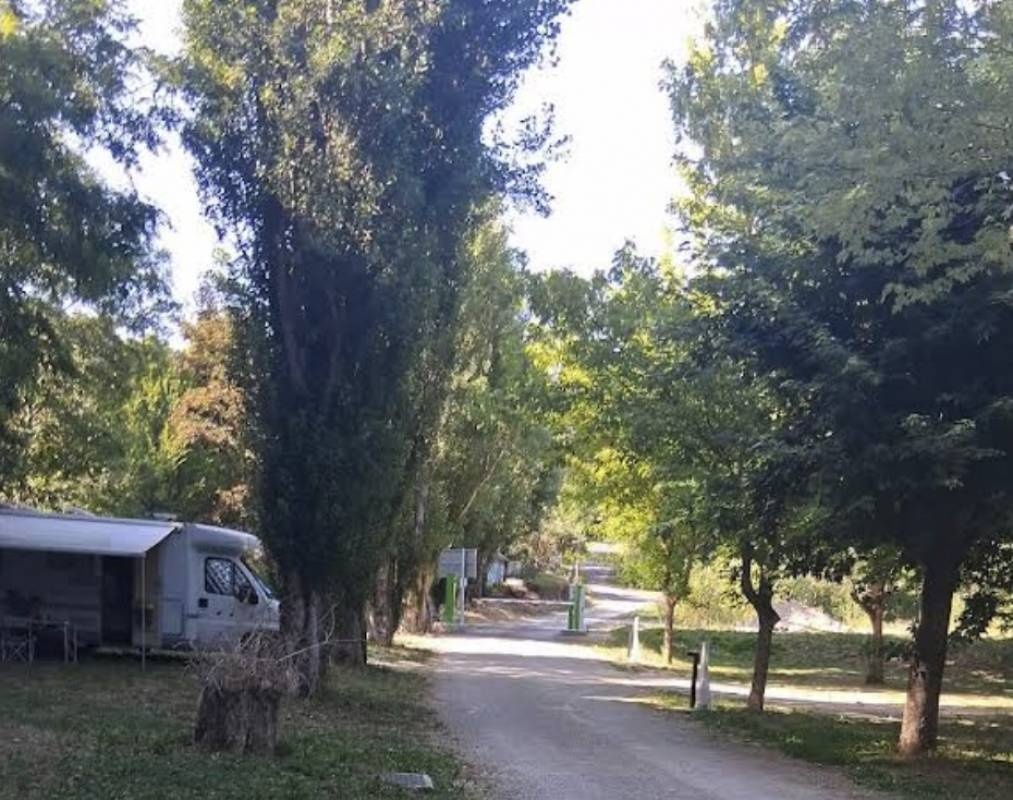 Stellplatz Saint-Beauzély — Ställplats in Saint-Beauzély