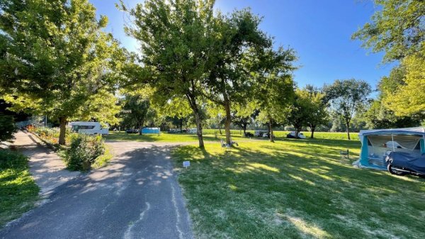 Camping Les Platanes