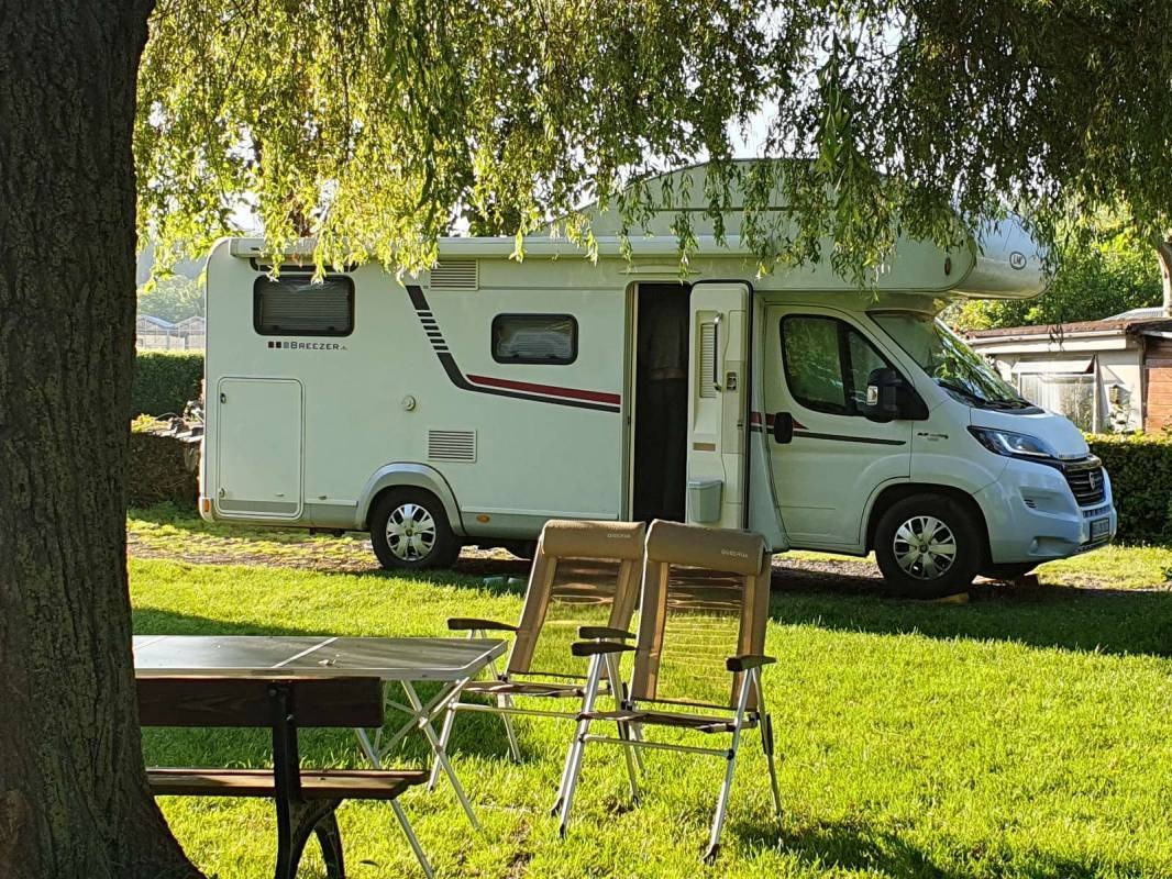 Camping Municipal Au Pré de l'Abbaye ** — Cámping in Ô-de-Selle