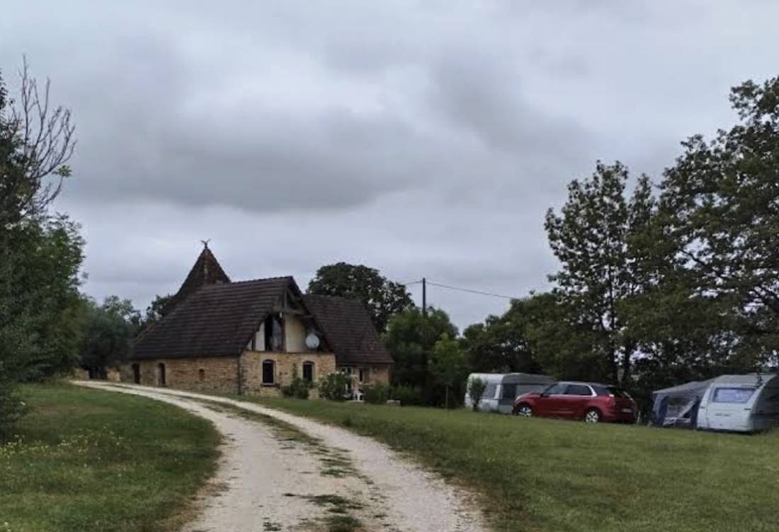 Camping de la Catie — Kemp in Tamniès / Hauts-de-France