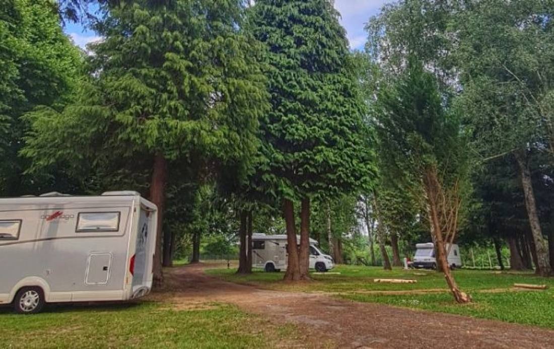 Camping-Car Park Noth — Campingplads in Noth